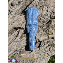 KYANITE SKULL