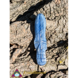 FLAT KYANITE SKULL