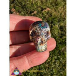 FLUORITE BRECCIA SKULL