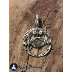 SILVER PENDANT WITH MOLDAVITE