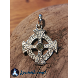 SILVER PENDANT WITH MOLDAVITE