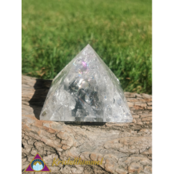 CLEAR QUARTZ PYRAMID