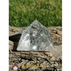 CLEAR QUARTZ PYRAMID