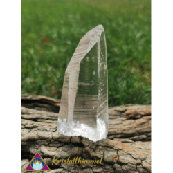 CLEAR QUARTZ POINT FROM...