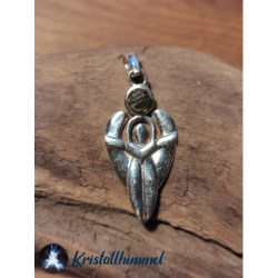 SILVER PENDANT WITH MOLDAVITE