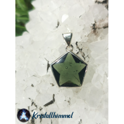 MOLDAVITE ENFERMÉ EN ARGENT