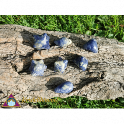 CHUMPI STONES FROM SODALITE