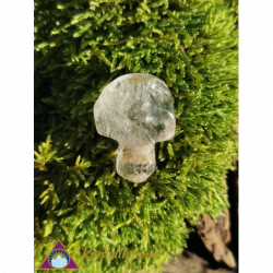 FLAT LODOLITE QUARTZ SKULL